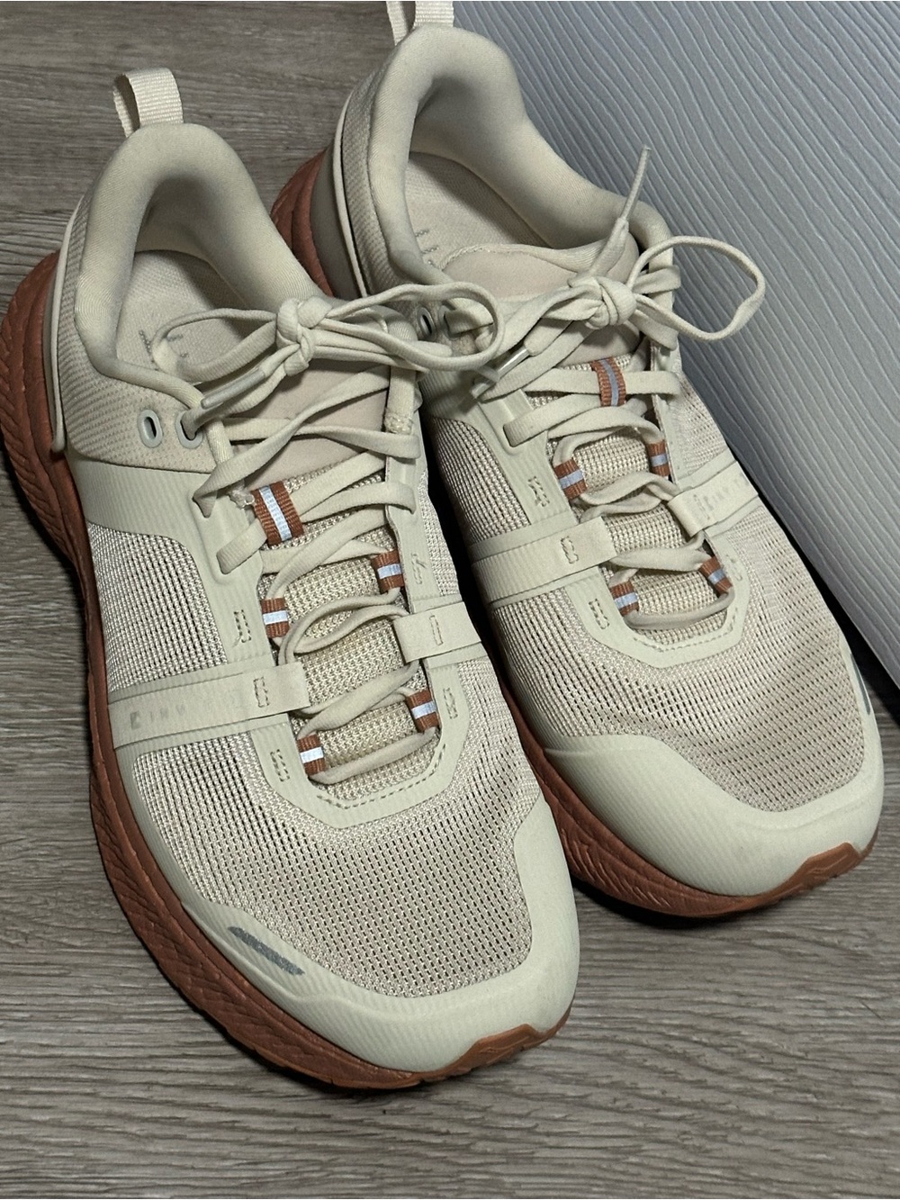 Saucony Triumph CMT White Tan S28207-4